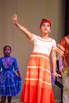 El Gran Crescendo Concert: The Journey of a Song