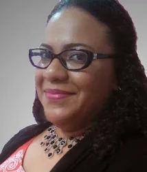 Legna M Medina-Ortiz